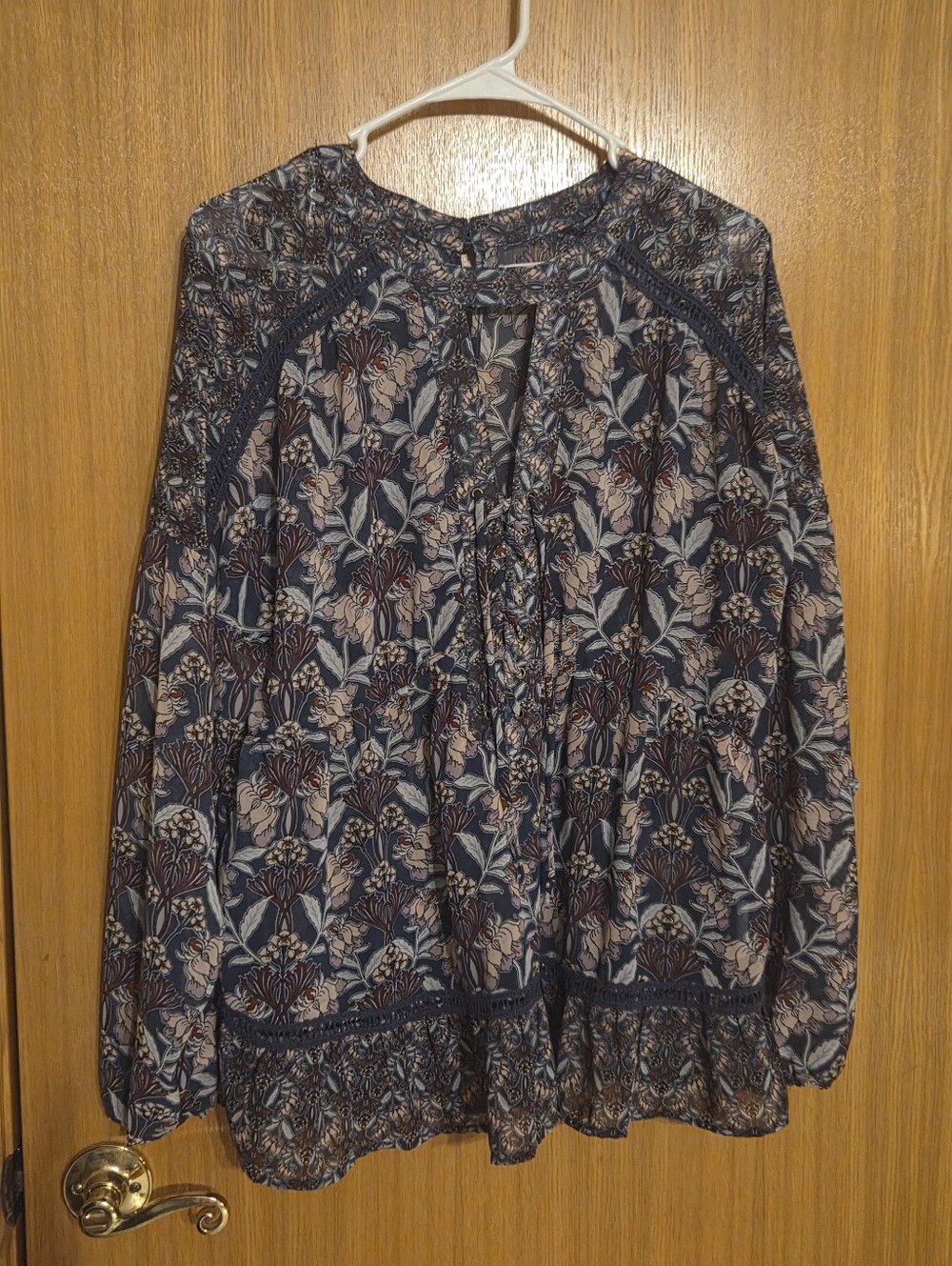 Skylar & Jade Bohemian Floral Peasant Blouse - Navy & Dusty Rose
